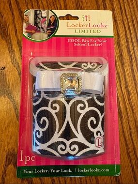 NWT LLZ LockerLookz Magnetic Locker Bin in Black & White Scroll w/ Diamond Gem